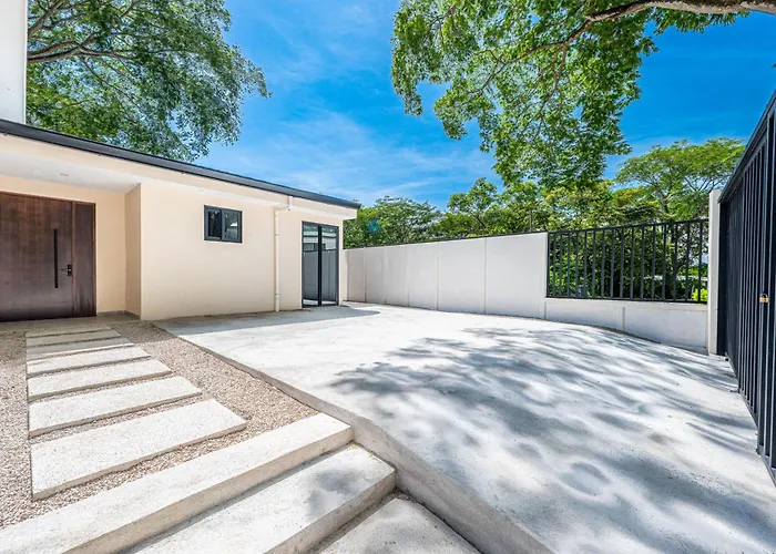 Modern Playas Del Coco W/ Pool & Patio! Casa vacanze Carpintero